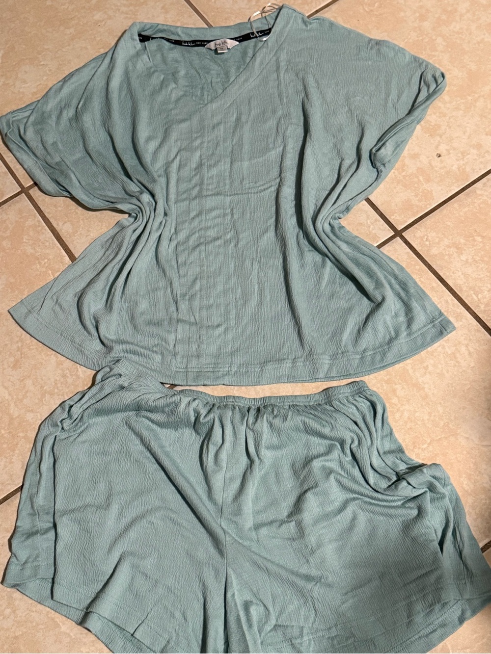 Nicole Miller Light Sage Two-Piece V-Neck Pajama Set Size 1X